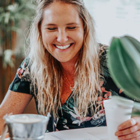 Pregnancy-Safe Skincare: 6 Ingredients to Avoid